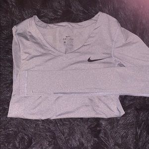 Gray Long sleeve Nike shirt🖤 #Styledbydayy